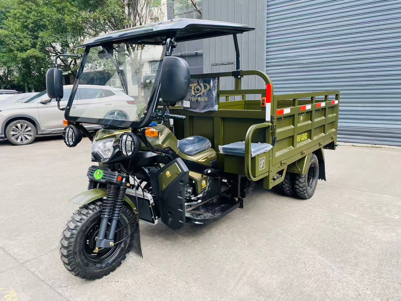 Tuktuk Model